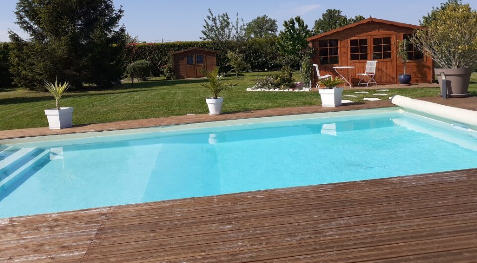 Piscine sur mesure Piscines Aquinox gamme GALEO
